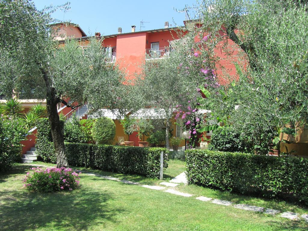 Borgo Antico Apartments Toscolano-Maderno Exterior foto